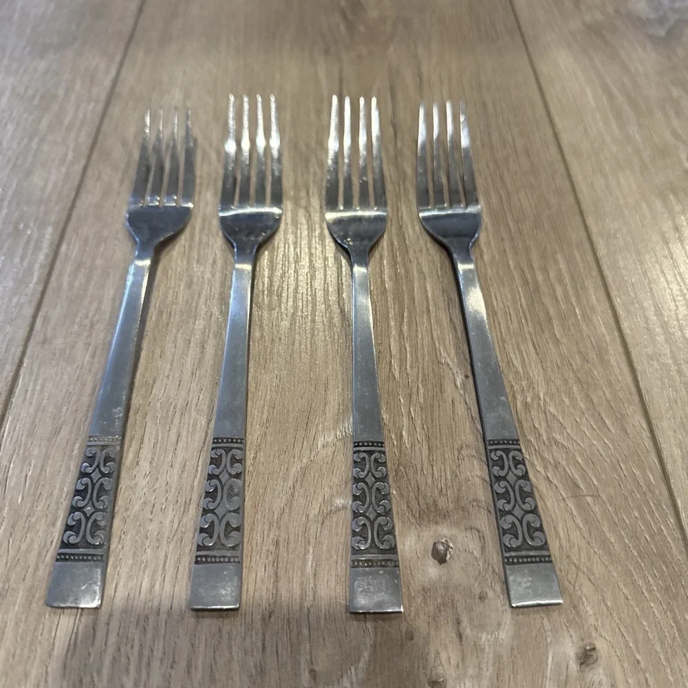 Stanley Roberts Rogers Co Stainless Korea‎ Casa Vista Dinner Forks Set of 4